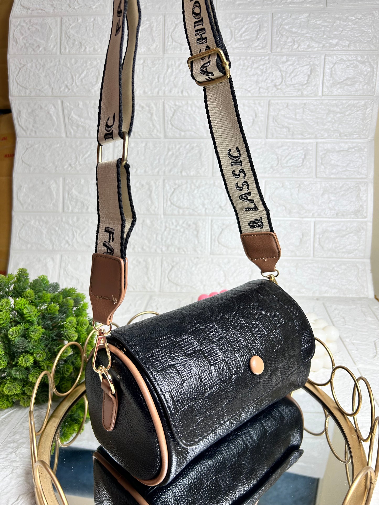 Rounded Shape Bag
