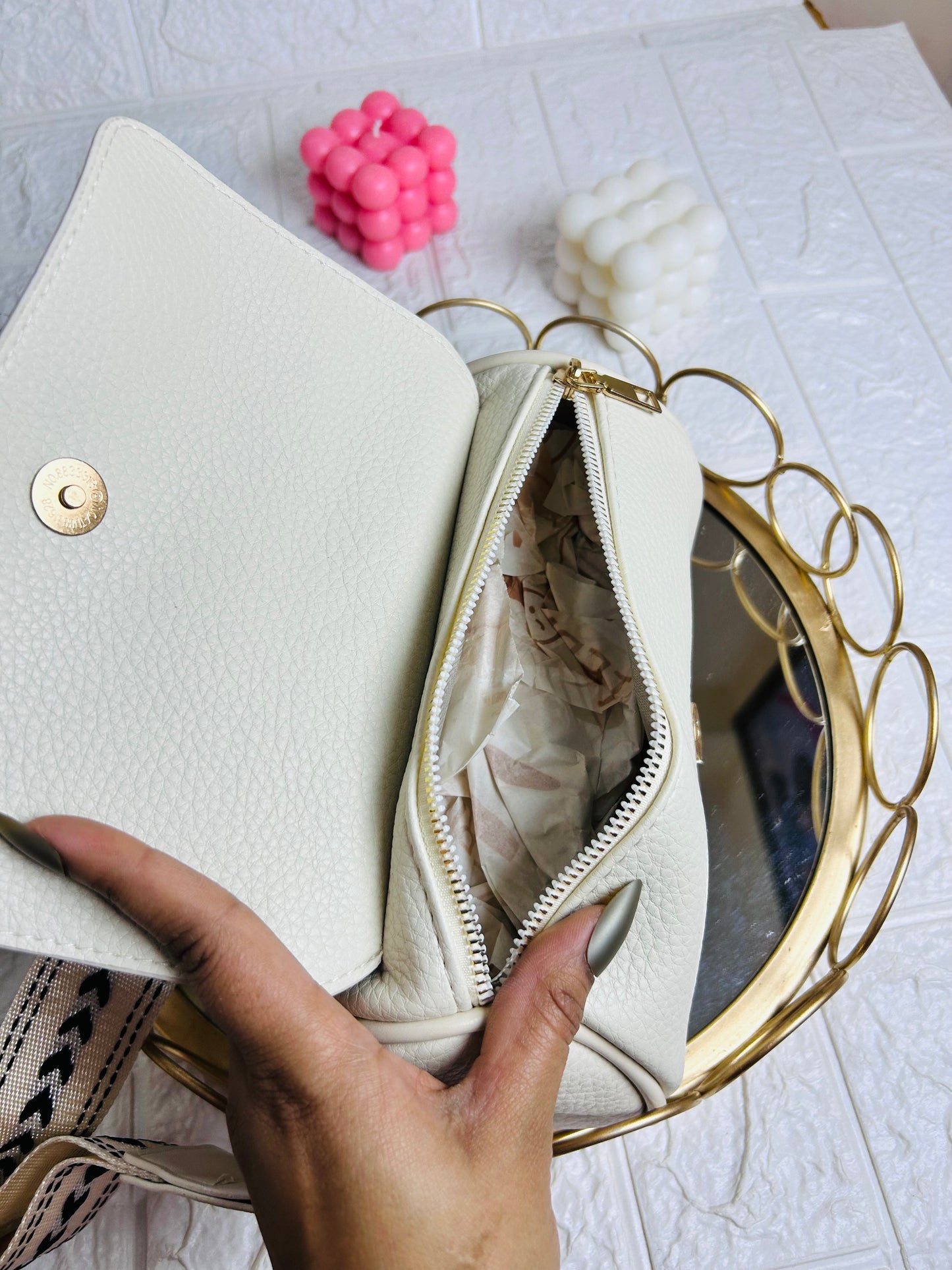 Rounded Shape Bag