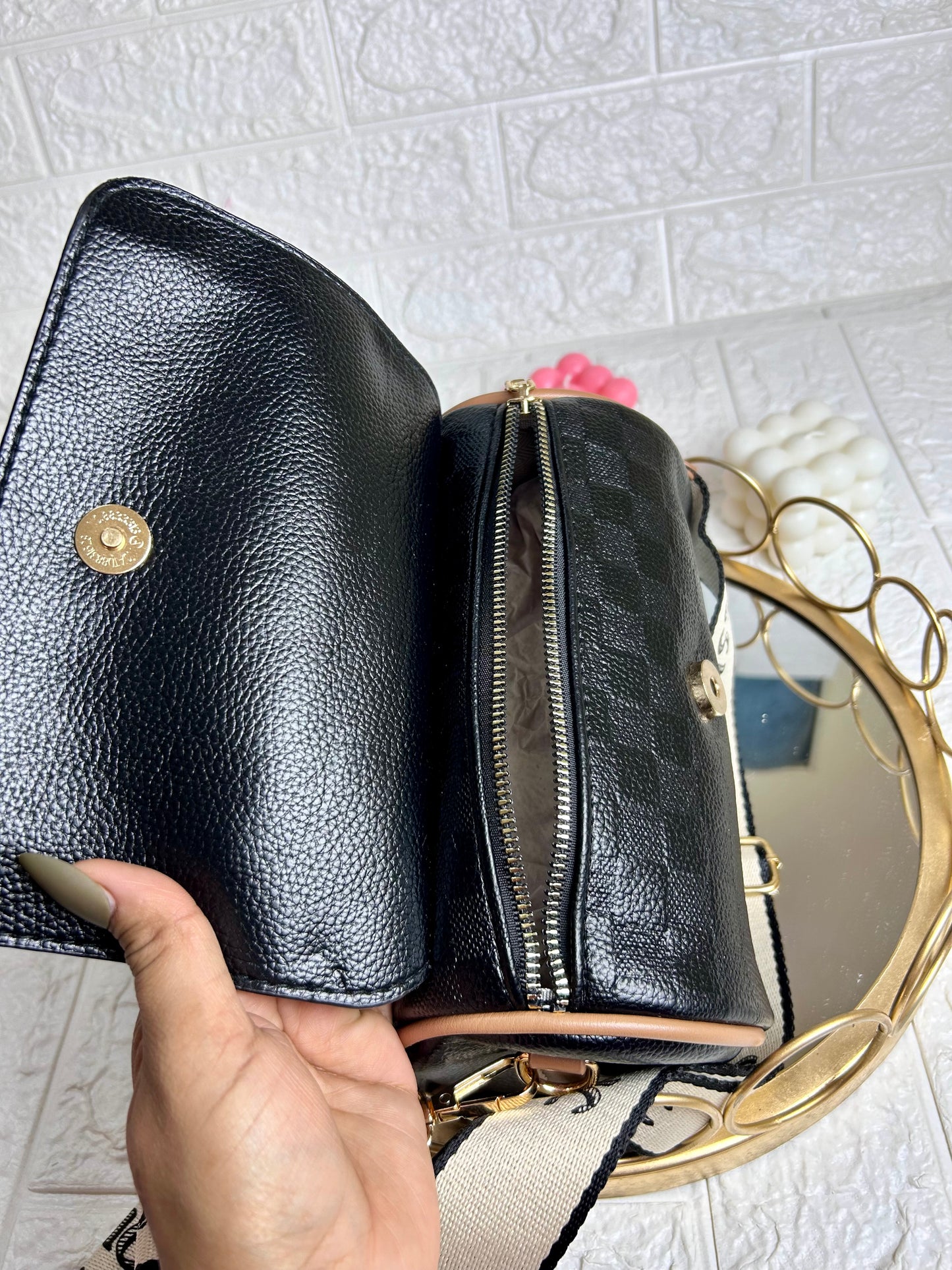 Rounded Shape Bag